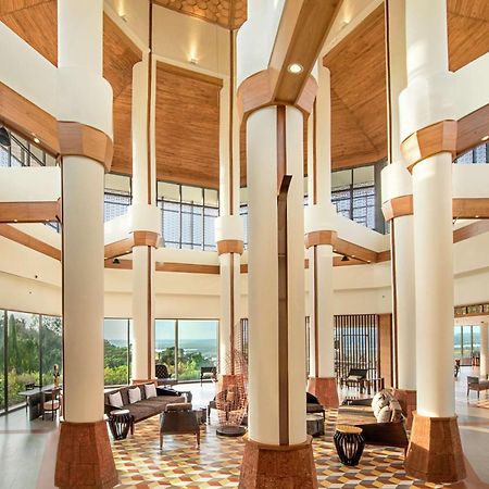 Doubletree By Hilton Goa - Panaji Hotel Exterior photo