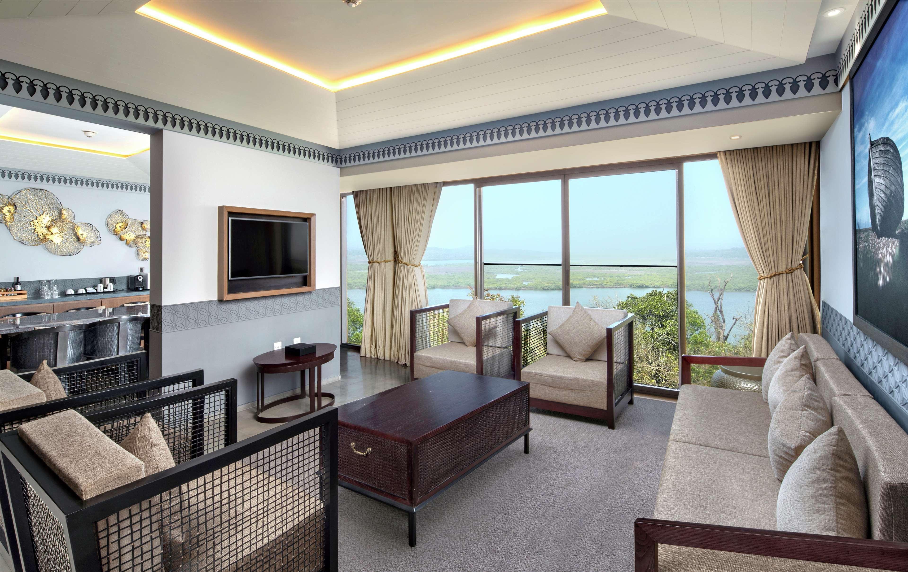 Doubletree By Hilton Goa - Panaji Hotel Exterior photo