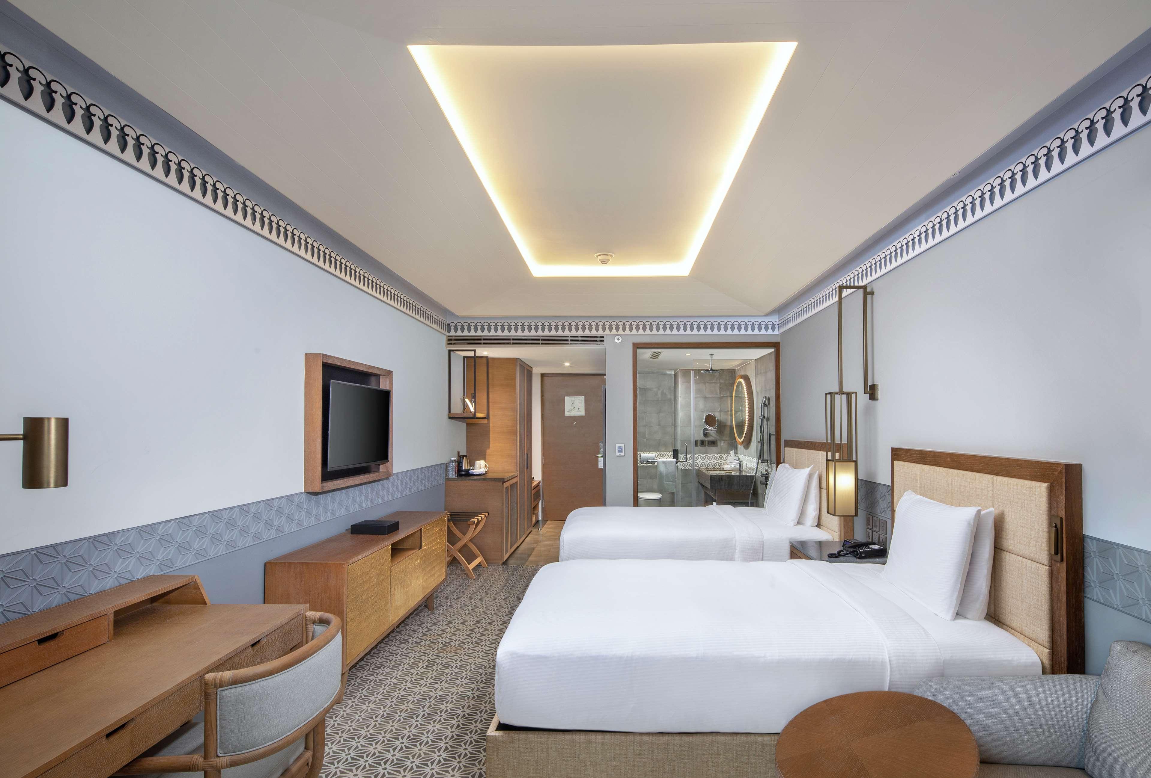 Doubletree By Hilton Goa - Panaji Hotel Exterior photo