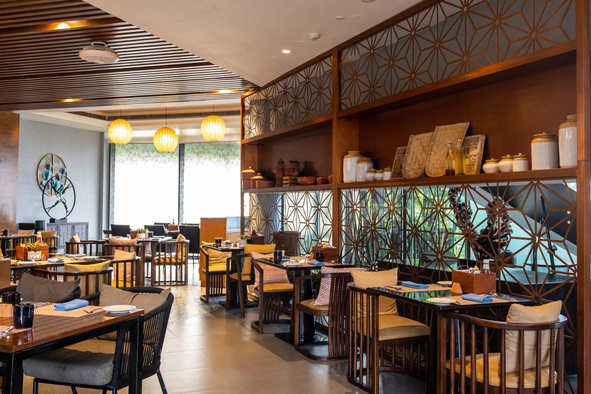 Doubletree By Hilton Goa - Panaji Hotel Exterior photo
