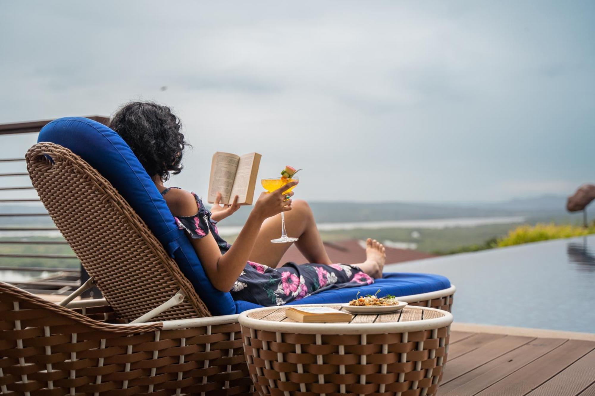 Doubletree By Hilton Goa - Panaji Hotel Exterior photo