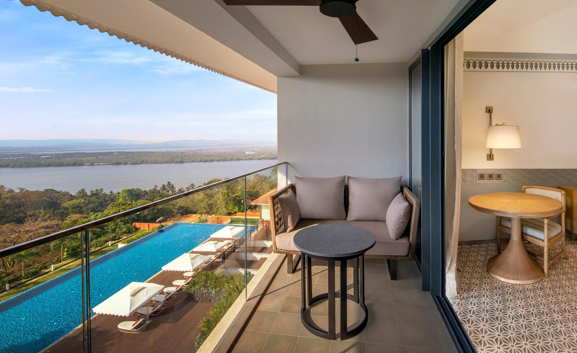 Doubletree By Hilton Goa - Panaji Hotel Exterior photo