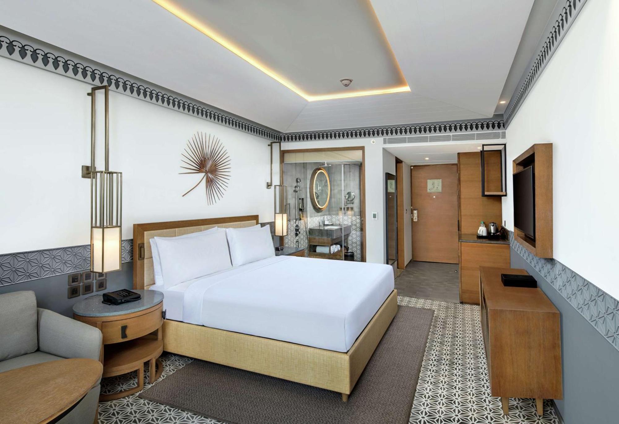 Doubletree By Hilton Goa - Panaji Hotel Exterior photo