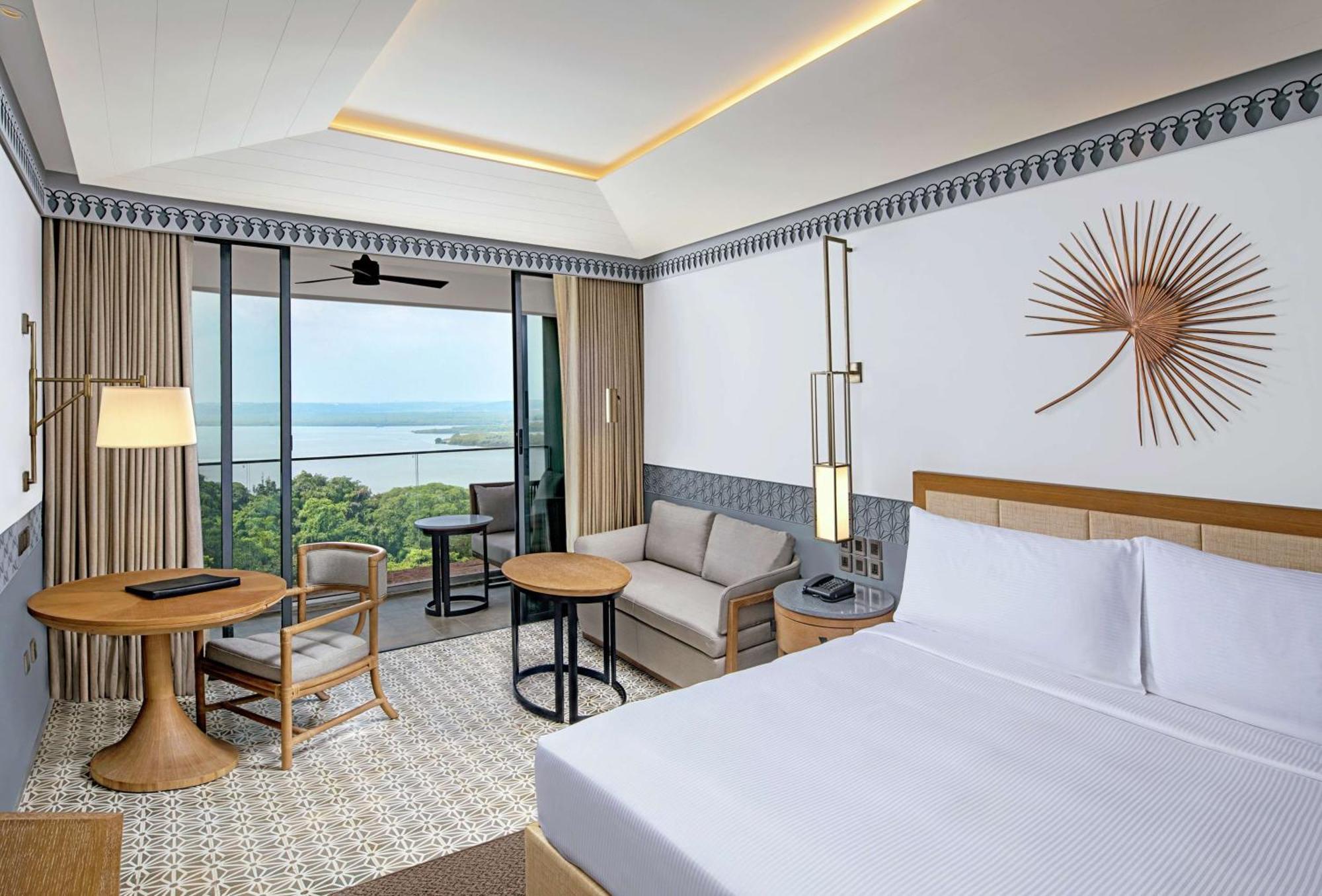 Doubletree By Hilton Goa - Panaji Hotel Exterior photo