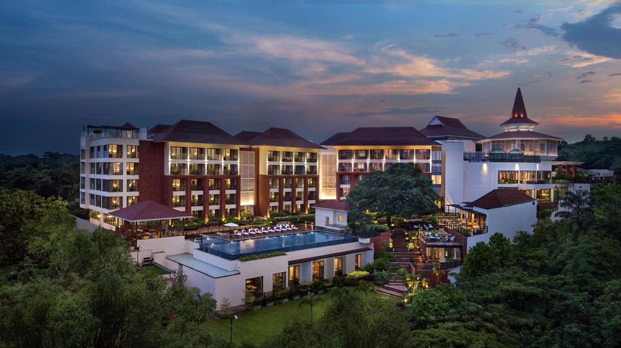 Doubletree By Hilton Goa - Panaji Hotel Exterior photo
